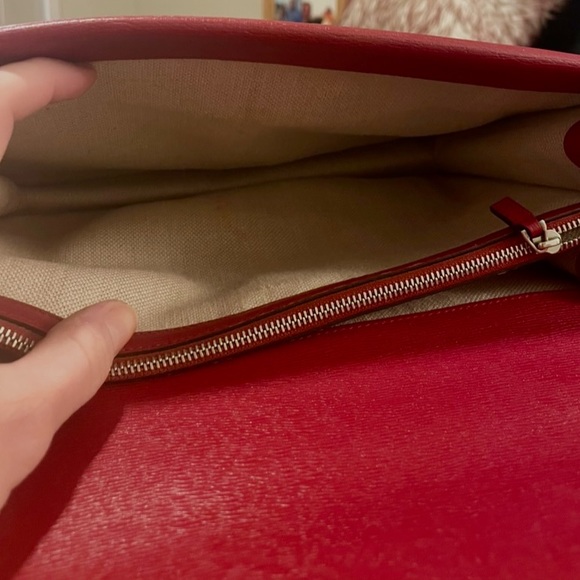 Gucci Bloom Dionysus Bag, Medium Size, Silver Hardware & chain, Red Floral Color - Picture 11 of 15